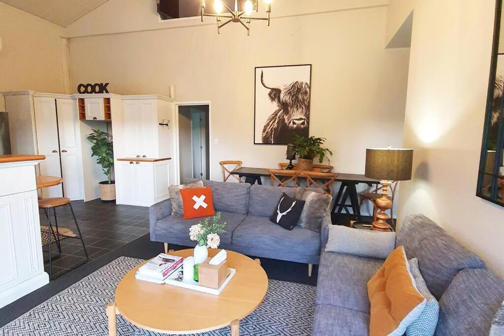 Hurstmere Cottage, *